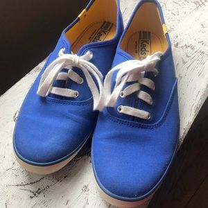 Lightly worn blue Keds size 9.5